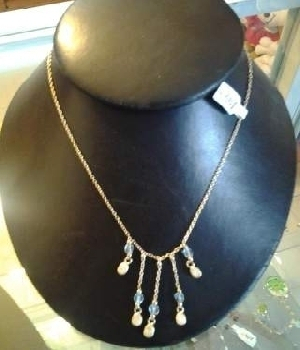 Imagen de Collar de plata con cristales azules