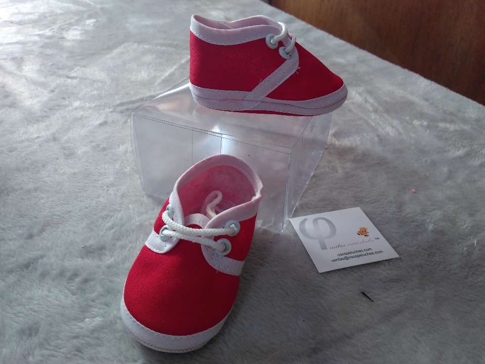 Imagen de Zapato para bebe de tela rojos numero 0