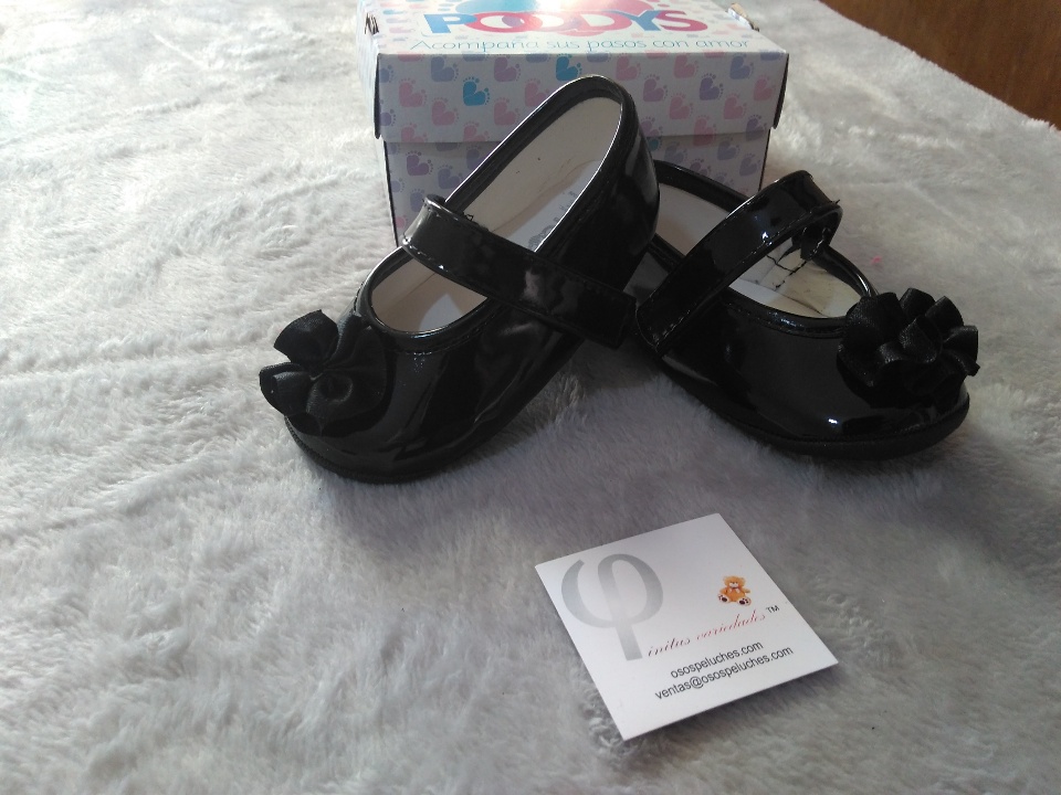 Imagen de Zapatos para bebe negros brillantes floreados numero 0