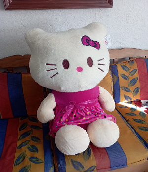 Imagen de Kitty de peluche gigante con vestido rosa muy gorda de 90 cms sentada numero 0