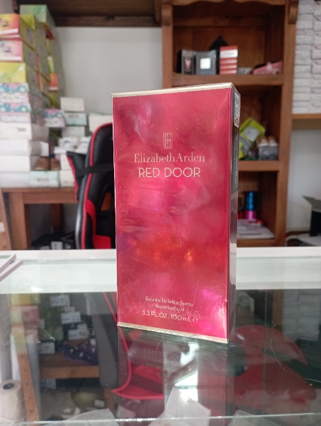 Imagen de Perfume red door para dama elizabeth arden 100 ml numero 0