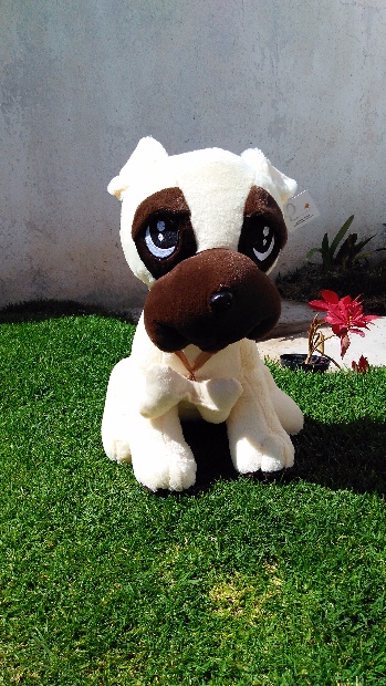 Imagen de Perro pug dog de peluche blanco. numero 1