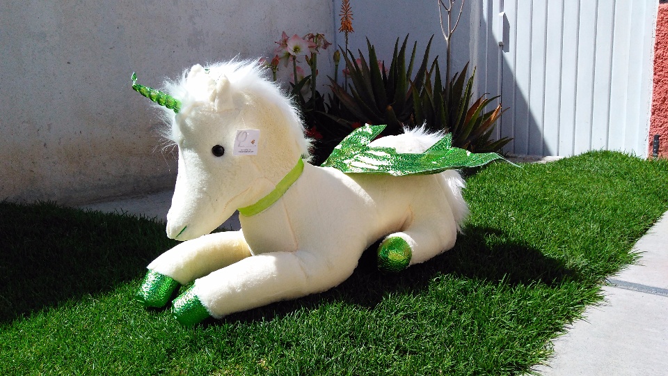 Imagen de Unicornio de peluche grande 85 cms verde numero 1