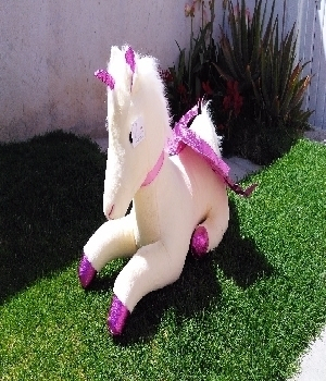 Imagen de Unicornio de peluche grande 85 cms violeta numero 0