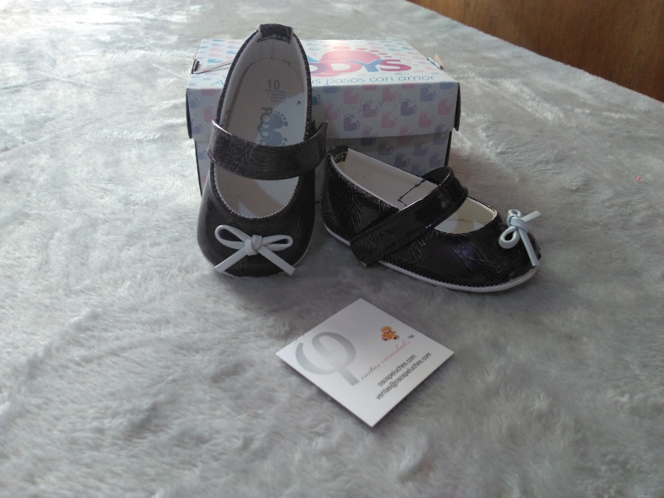 Imagen de Zapatos para bebe color violeta con moño numero 1